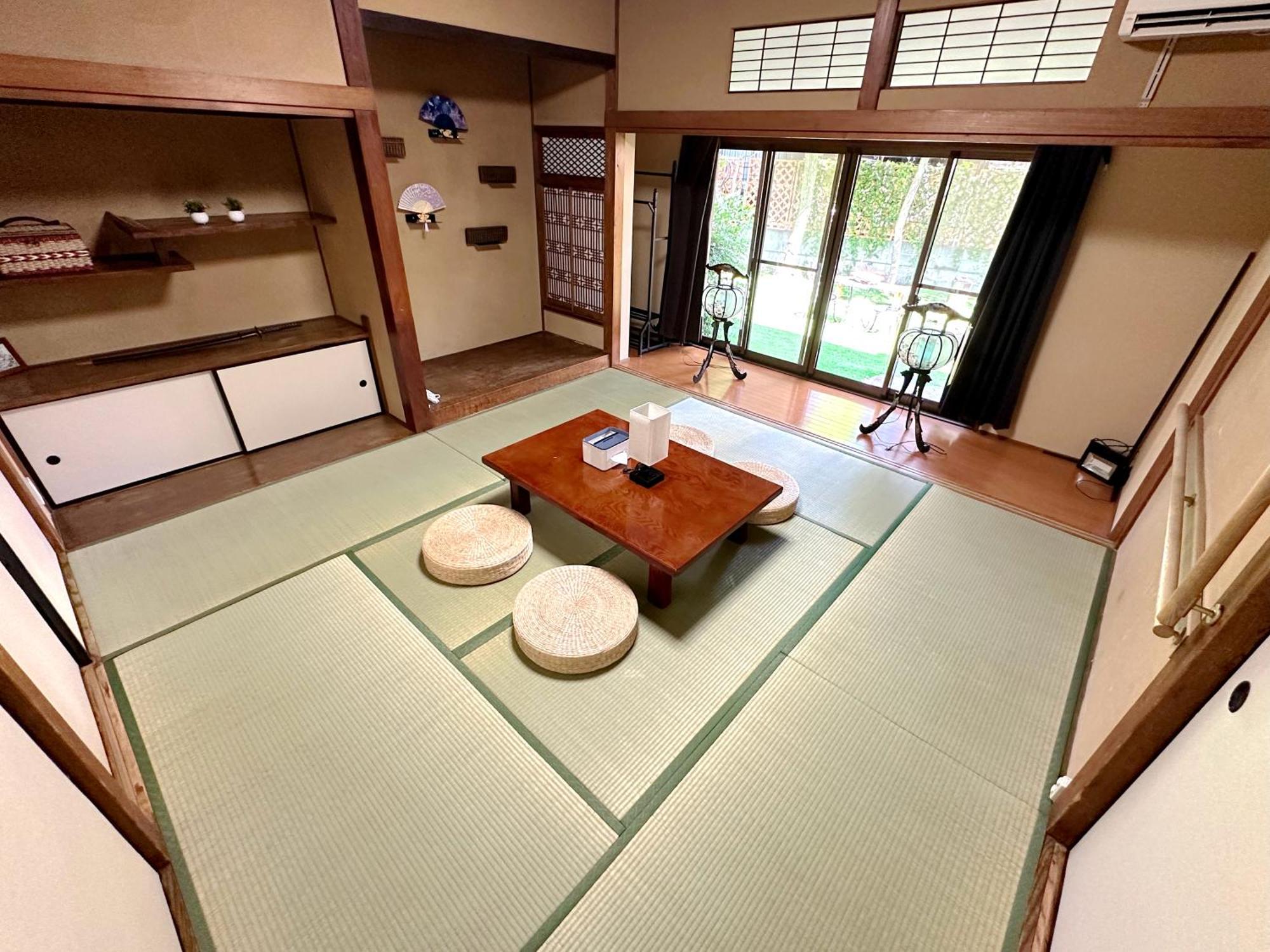 Family Or Business Travel 20 Percent Off丨200 Sqm 丨 14 Min To Shinjuku 丨century-Old Japanese Garden 丨3 Parking Spaces丨4 Bedrooms Tokyo Eksteriør billede